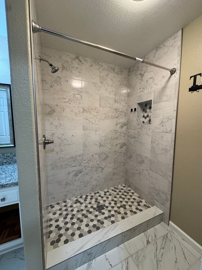 Building Photo - Nice home in Mohave Vista Estates