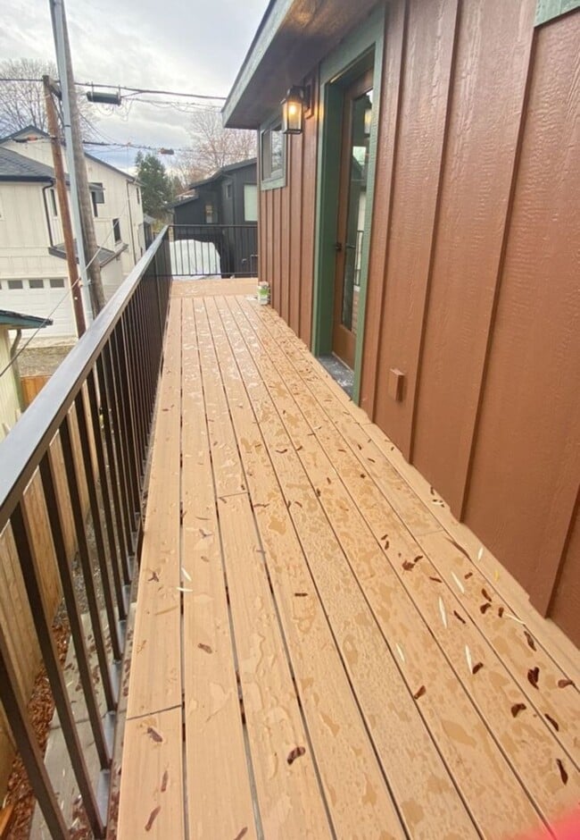 Building Photo - Adorable one bedroom one bathroom ADU!