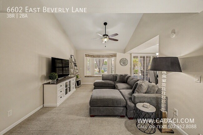 Building Photo - 6602 E Beverly Ln