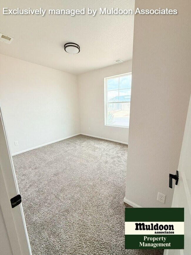 Building Photo - Like new home on the Northside of Pueblo!
