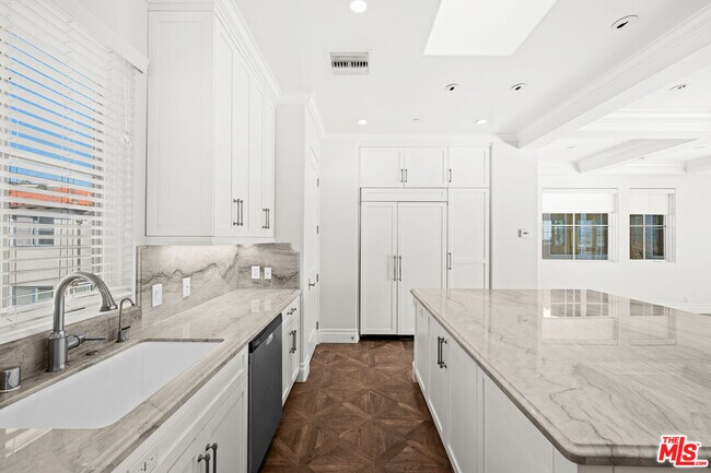 Building Photo - 201c Avenue A