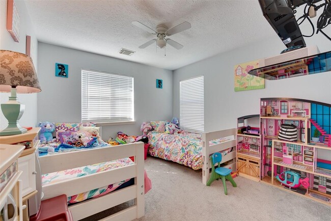 Building Photo - 3403 Legends Garden Dr