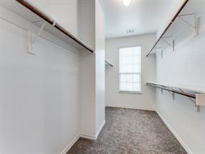 Building Photo - 2444 Siskiyou St