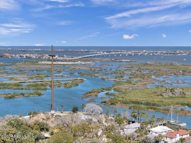 Building Photo - 23 Mulberry St