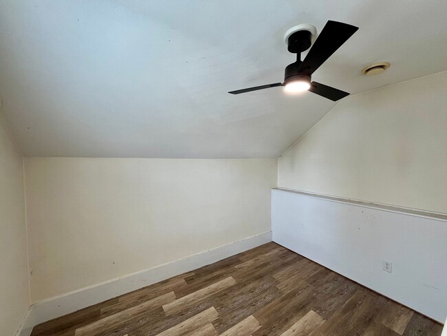 Building Photo - 1320 N 3rd Street