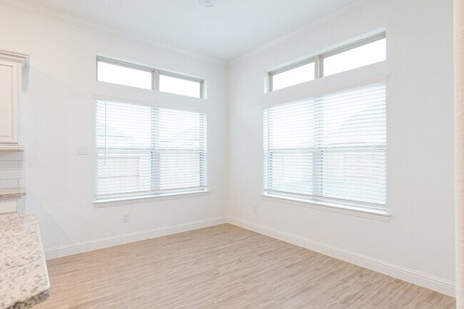 Building Photo - 1403 Woodson Rdg Ln