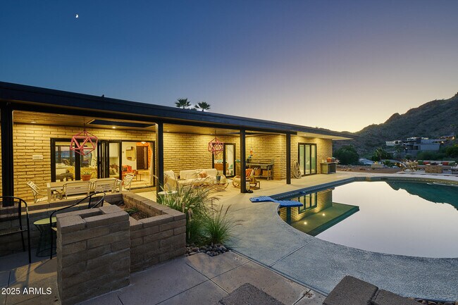 Building Photo - 4016 E Flynn Ln