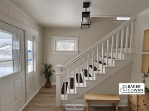 Building Photo - 428 Ideal St