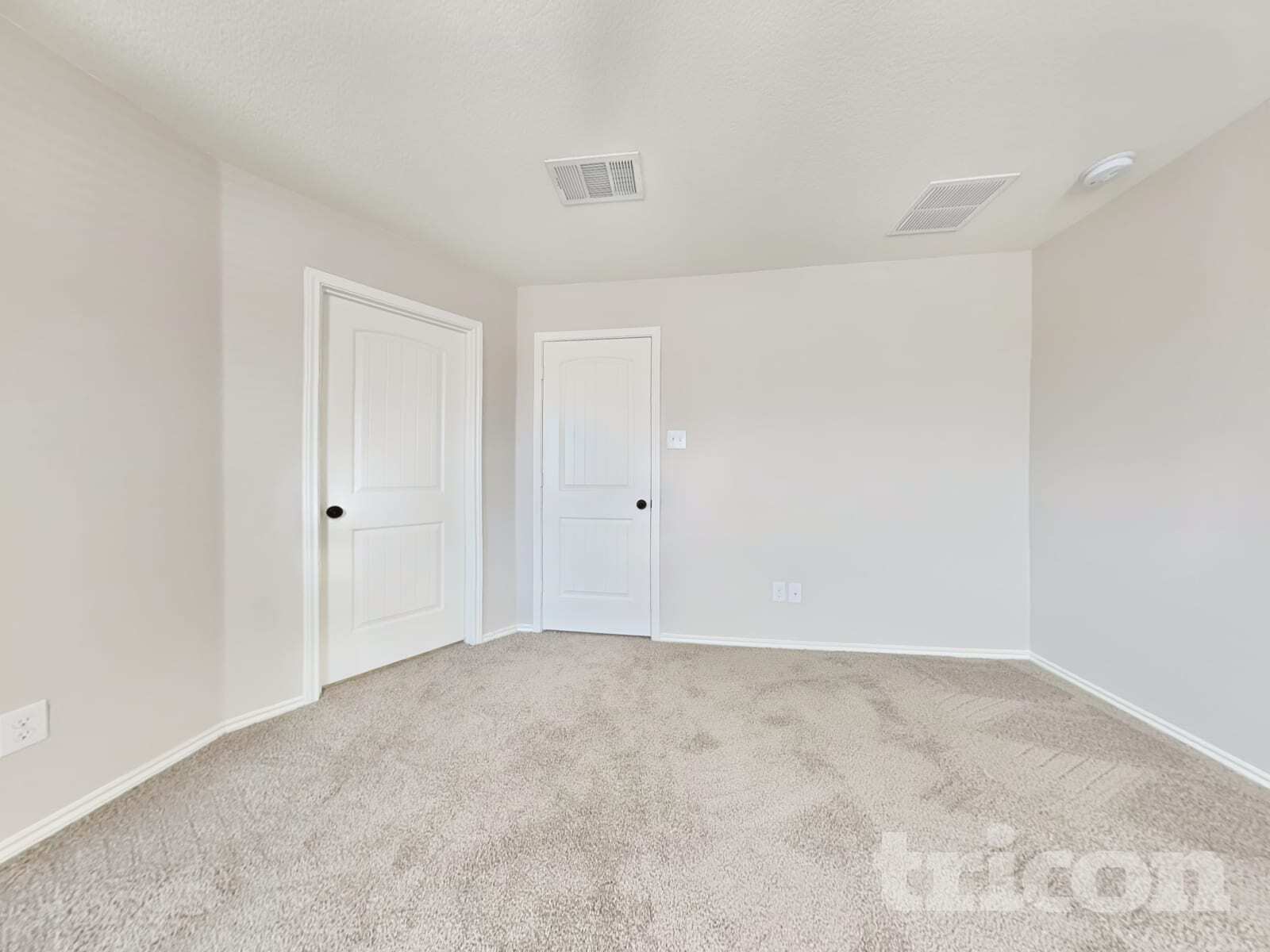 Building Photo - 13725 Vigilance St