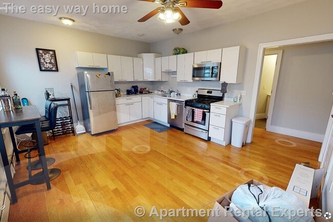 Building Photo - 33 Portsmouth St