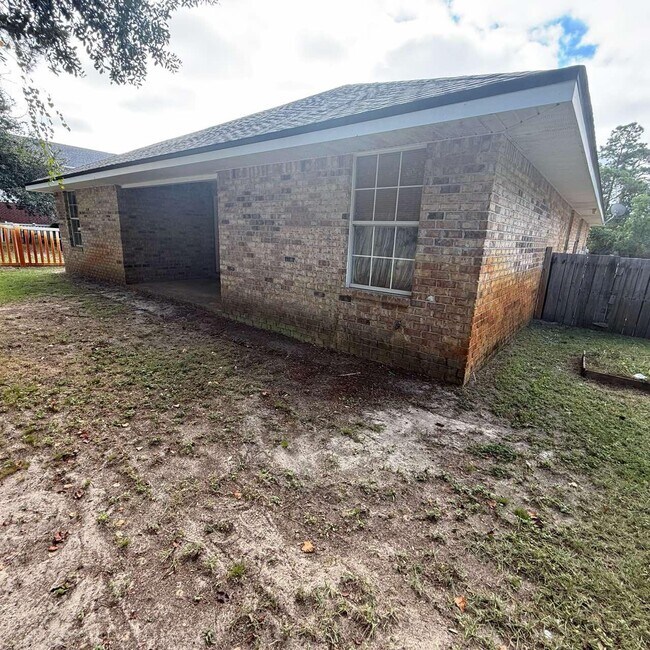 Building Photo - 1022 Freeport Ct