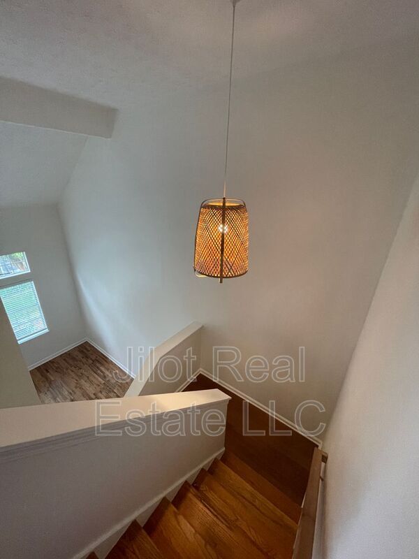 Building Photo - 61 Fulton St SE