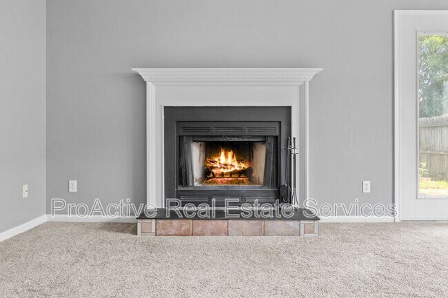 Building Photo - 5312 Pandoria Ave