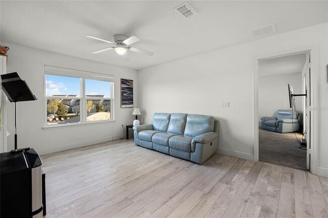 Building Photo - 6024 Soter Ln
