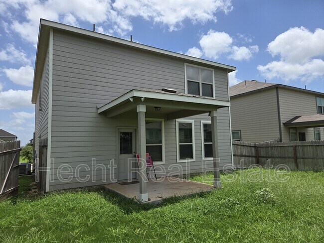 Building Photo - 2440 Ayers Dr