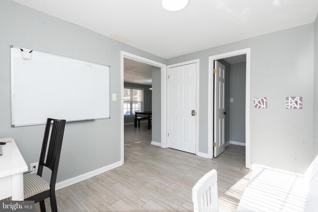 Powder Room and Closet On The Main Floor - 8822 Dowling Park Pl