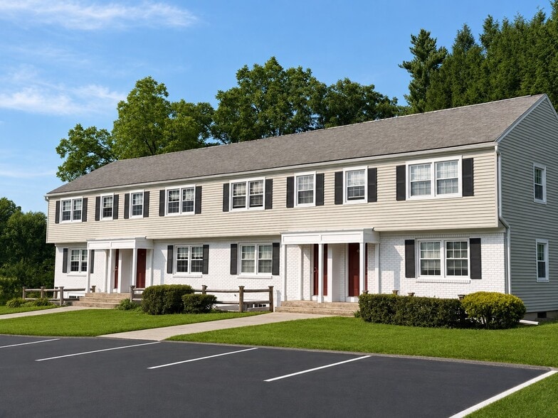 yard - 24 Hobart Ln