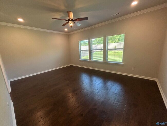 Building Photo - 7040 Regency Ln SE