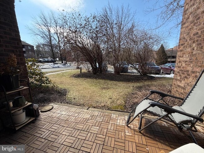 Building Photo - 403 Mountainview Dr