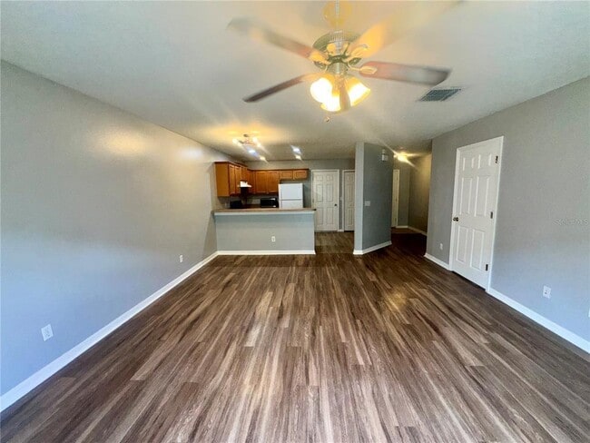Building Photo - 533 Cresting Oak Cir