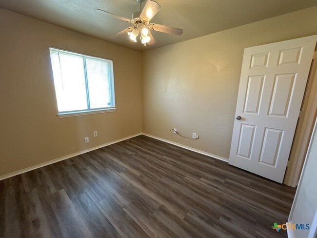 Building Photo - 4805 Sterling Cir