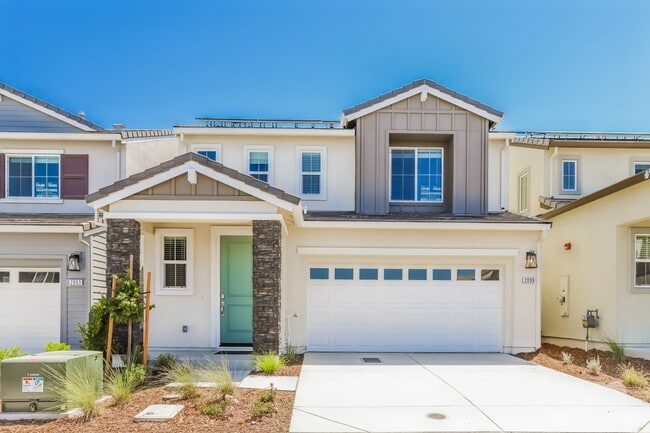 Building Photo - 2099 Comstock Ln