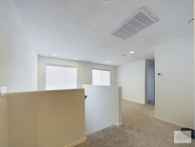 Building Photo - 5222 Gold Hl Ln