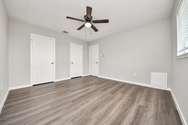 Building Photo - 4114 Fairgreen Ln