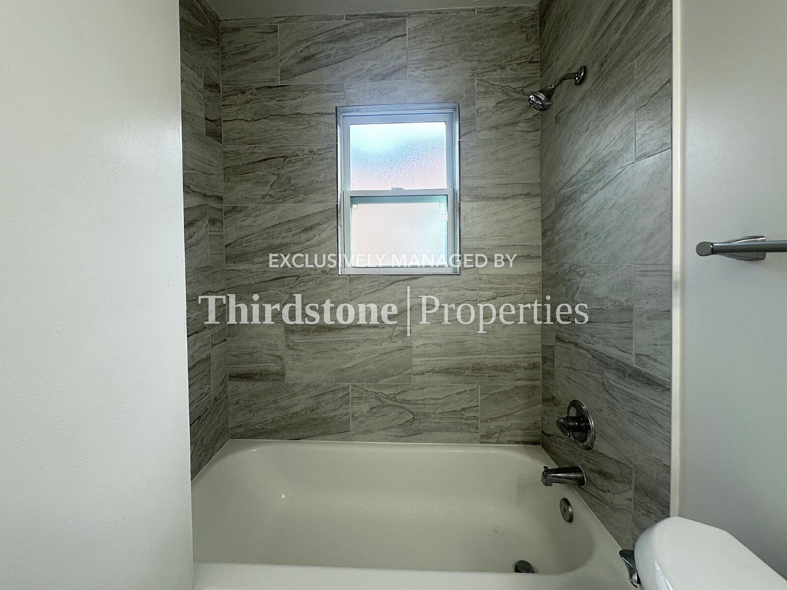 Building Photo - 2659 College St