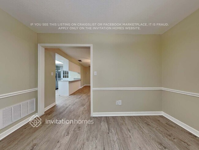 Building Photo - 1411 Prince Philip Dr