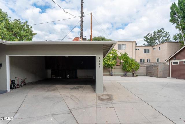 Building Photo - 1208 Lyndon St