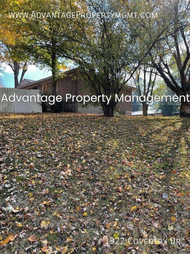 Building Photo - 1922 Coventry Dr
