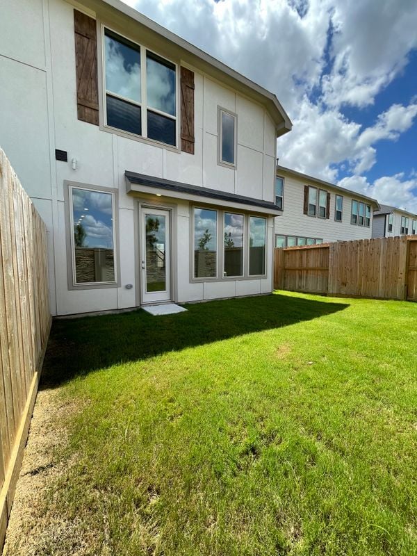 Building Photo - 5531 Holly Hvn Ct