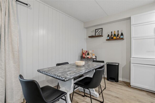 Building Photo - 1154 Paseo Del Sol