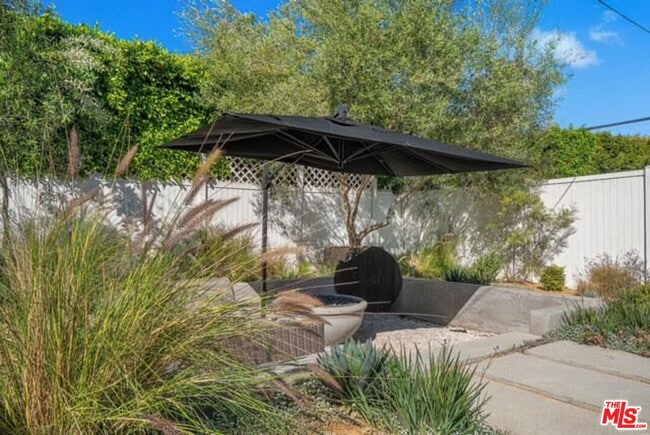 Building Photo - 2963 Virginia Ave