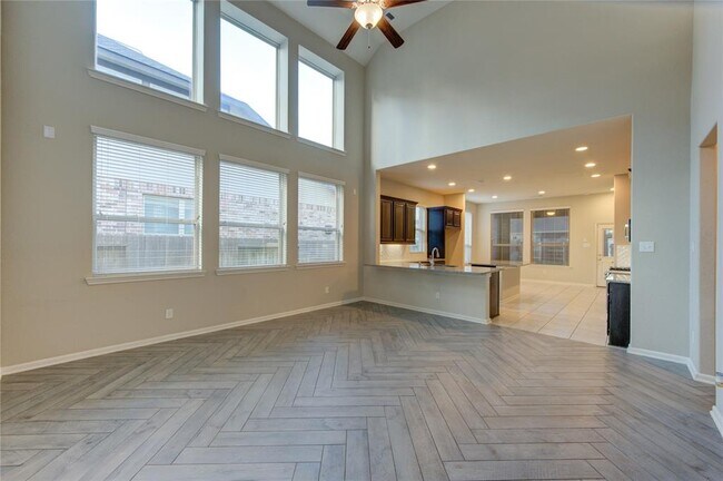 Building Photo - 16846 Olympic National Dr