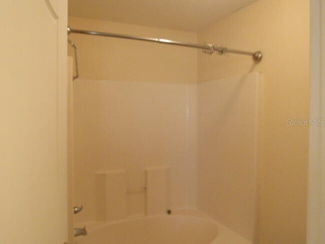 Building Photo - 926 Cork Oak Ln