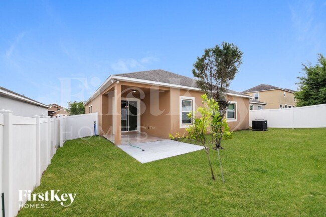 Building Photo - 1109 Democracy Dr