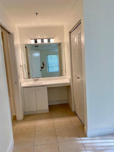 Building Photo - 5560 NW 61st St