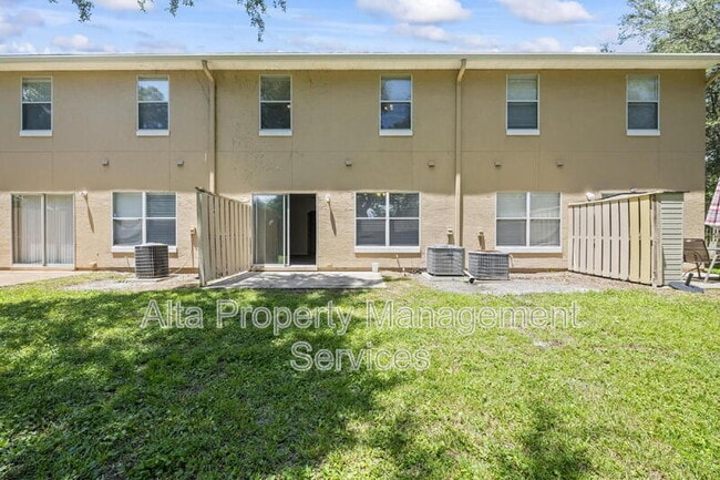 Building Photo - 5260 Collins Rd