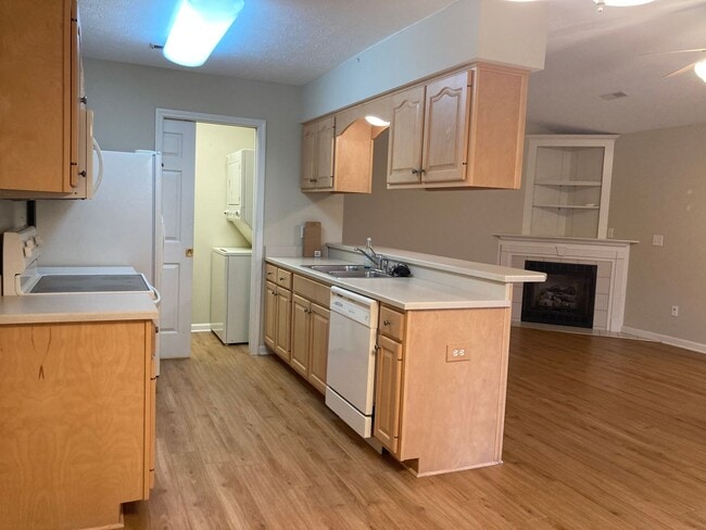 Building Photo - 106 Walnut Trace Cir