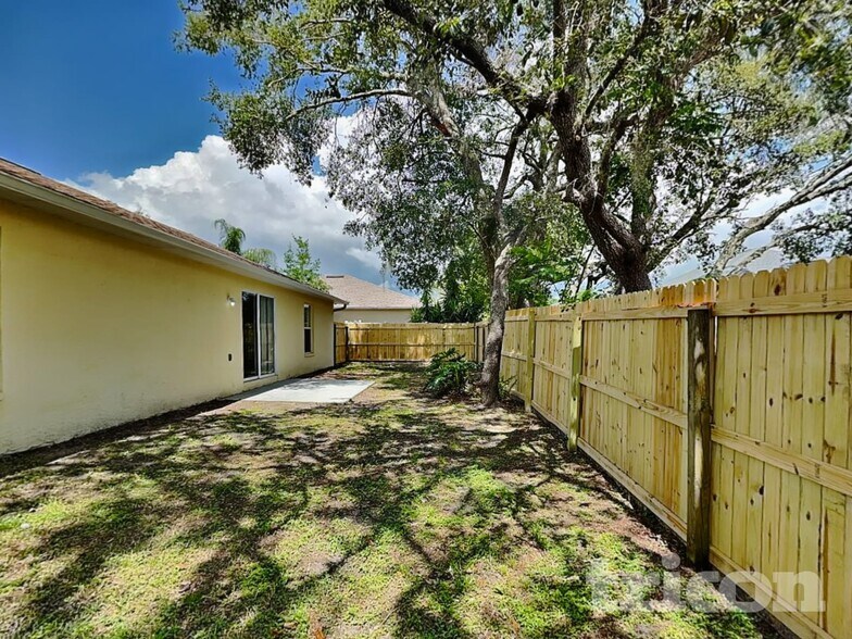 Building Photo - 12352 Wasatch Ct