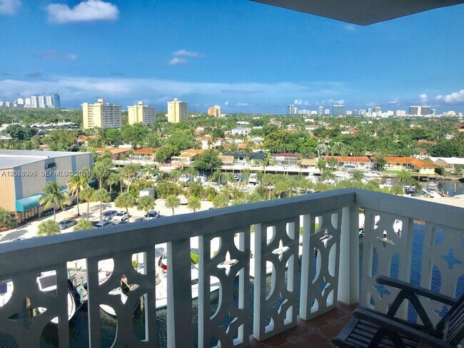 Building Photo - 13155 Ixora Ct