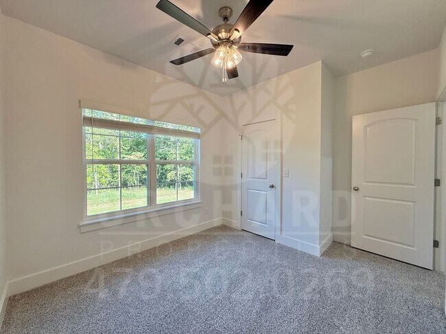 Building Photo - Bella Vista Single-Family Home- 3 Bed/ 2 Bath w/Hobby Room- Stunning Denver Plan