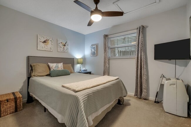 Building Photo - 2815 Misty Garden Cir