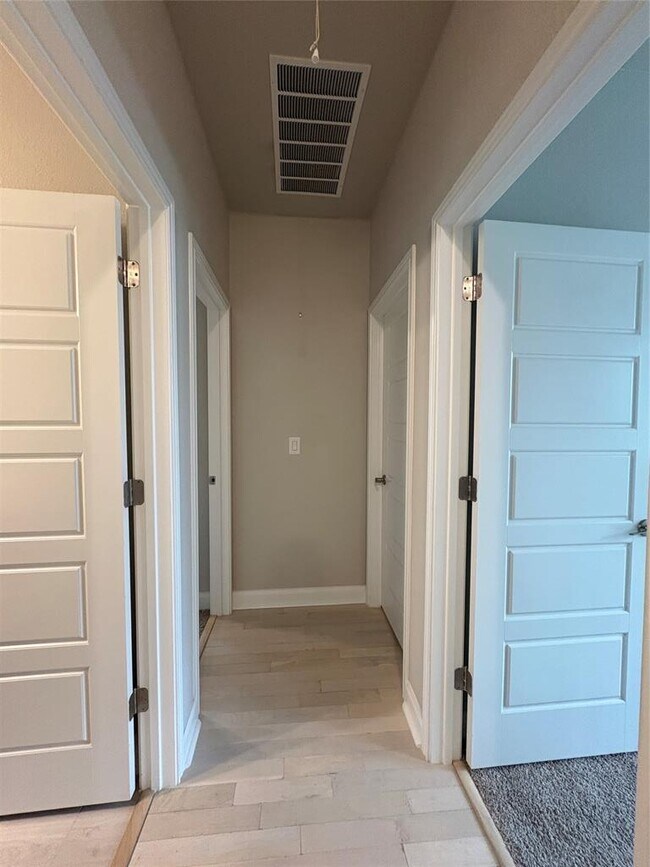 Building Photo - 9200 Margaret Jewel Ln