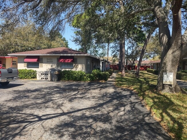 Primary Photo - 3453 16th Ave N