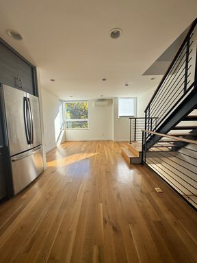 Primary Photo - Urban Elegance Meets Everyday Comfort