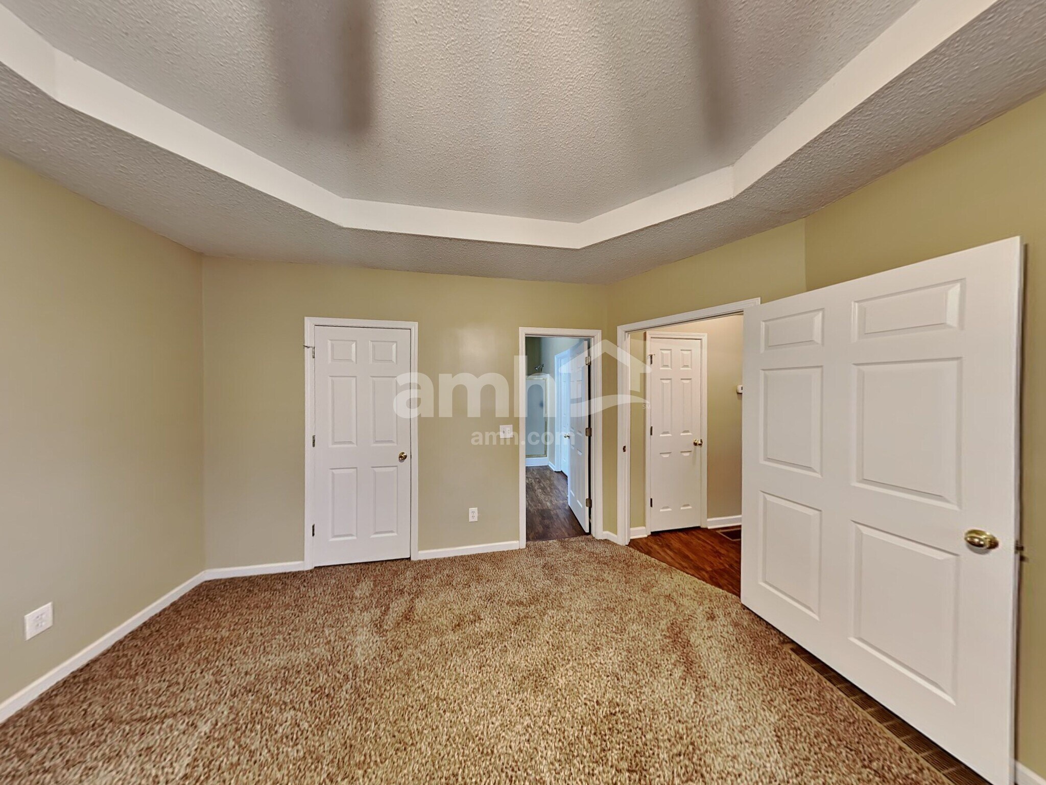 Building Photo - 2020 Foster Dr