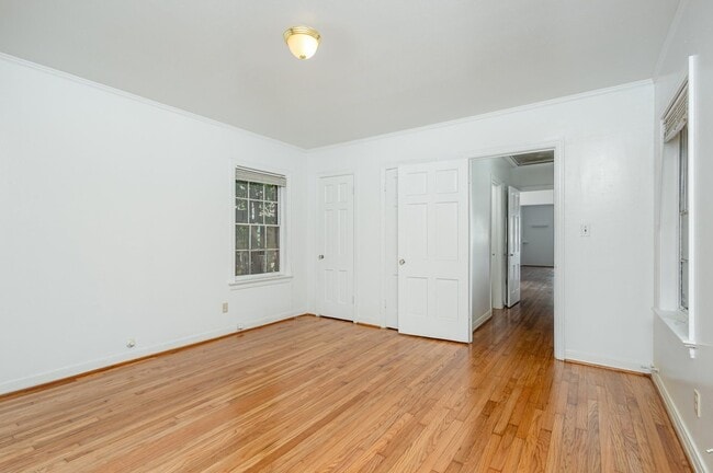 Building Photo - 6032 Marquita Ave